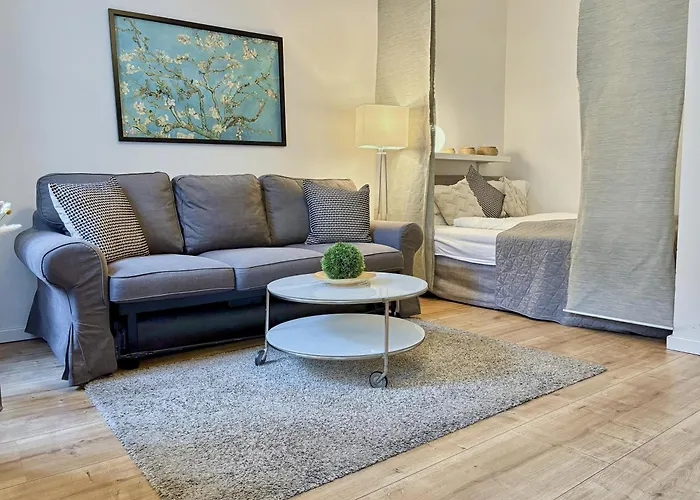 Luxurious And Bright, 5 Min To City Center